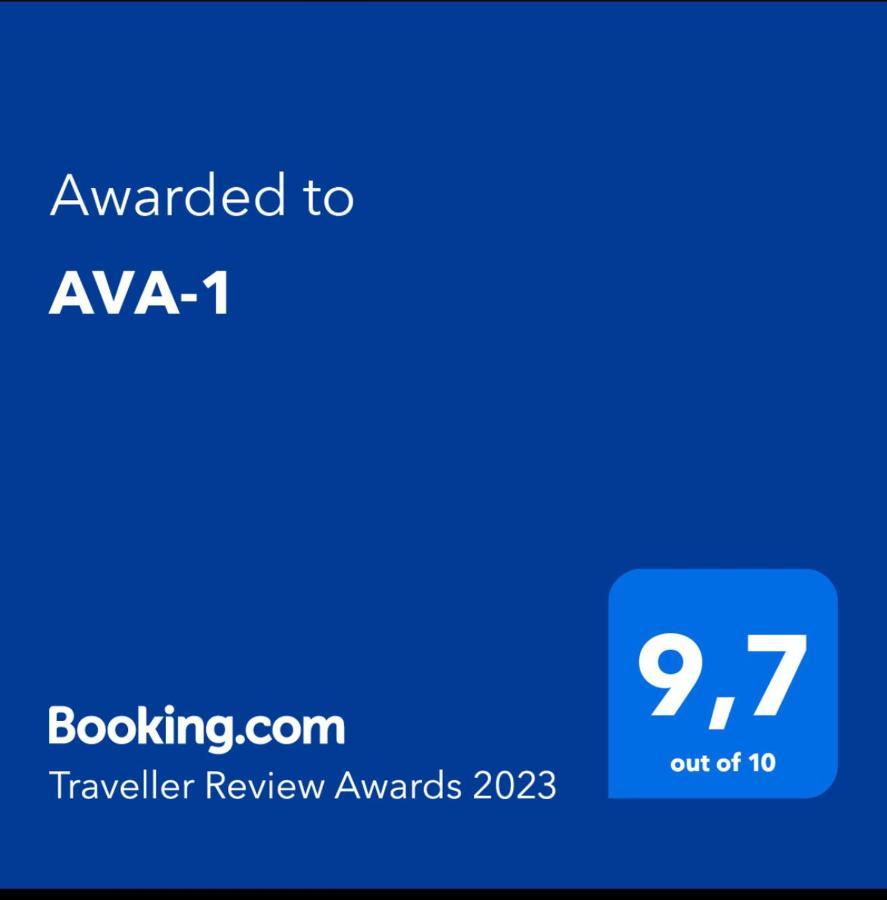 Ava-1 Apartment Arevalo Ngoại thất bức ảnh